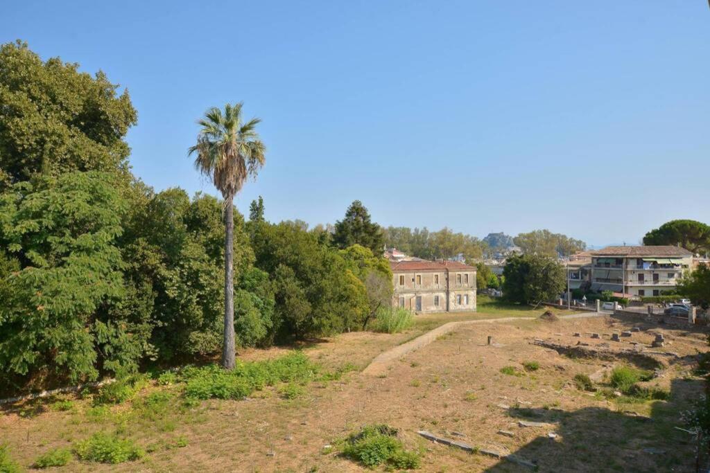 Mon Repo Palace Apartment Corfu  Exterior foto
